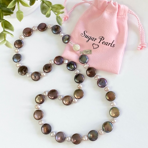 Freshwater Coin Pearl Necklace - Picture 2 of 5